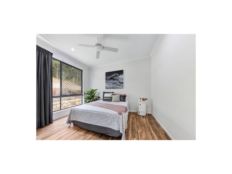 22 Hughes Place, Valdora QLD 4561
