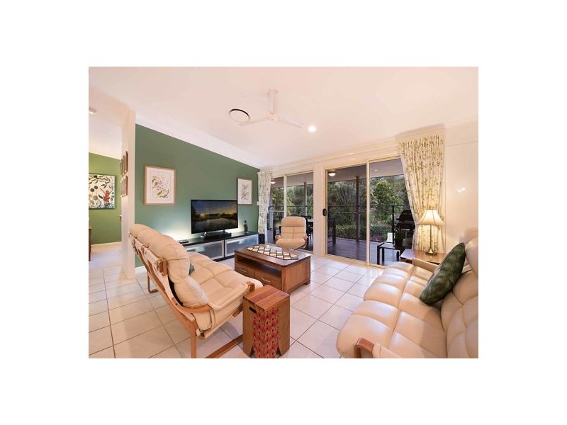 5 Tangerine Place, Palmwoods QLD 4555