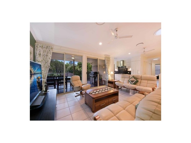 5 Tangerine Place, Palmwoods QLD 4555