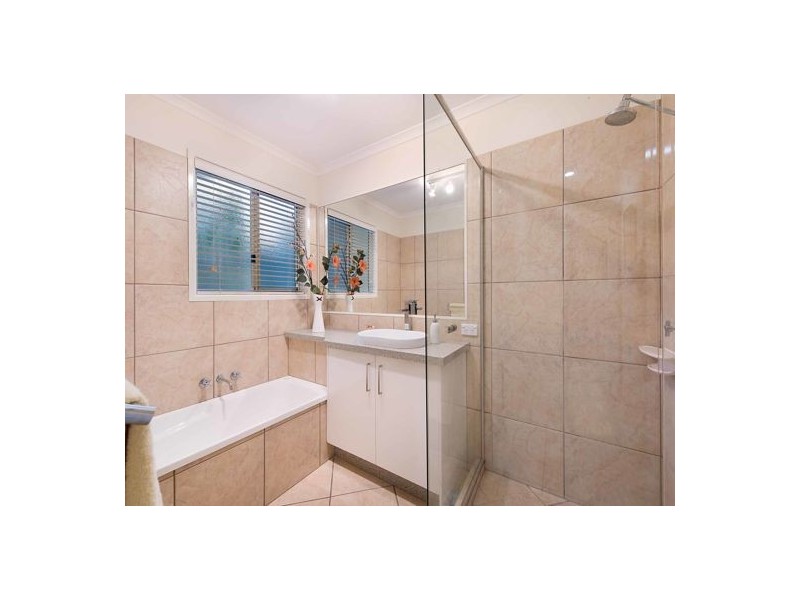 5 Tangerine Place, Palmwoods QLD 4555