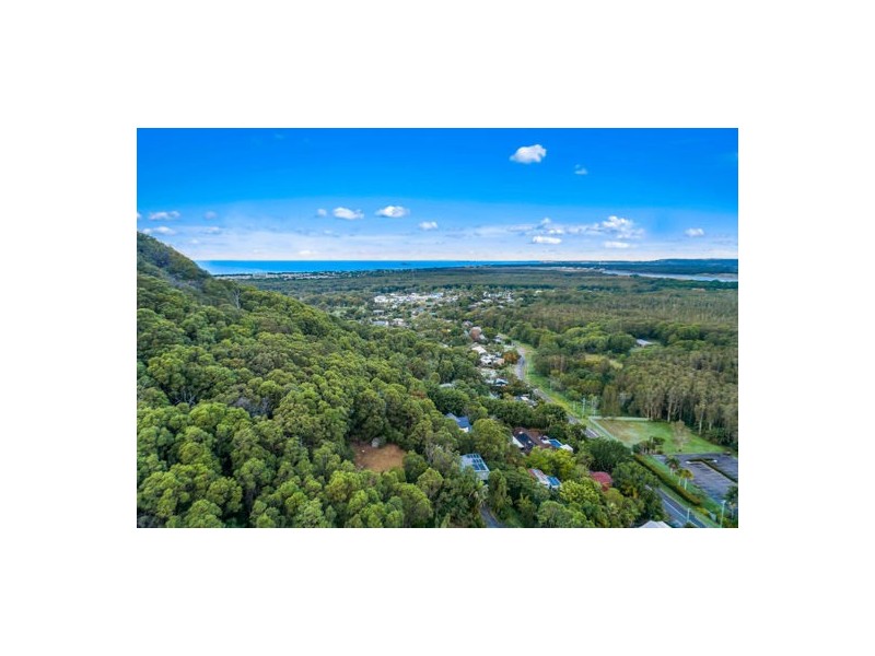 89 Mountain View Drive, Mount Coolum QLD 4573
