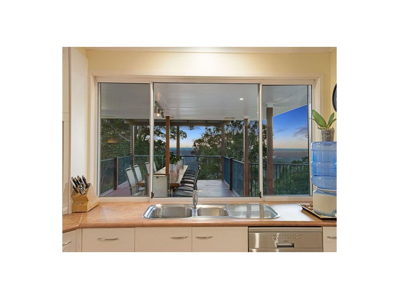 412 Landsborough-Maleny Road, Bald Knob QLD 4552