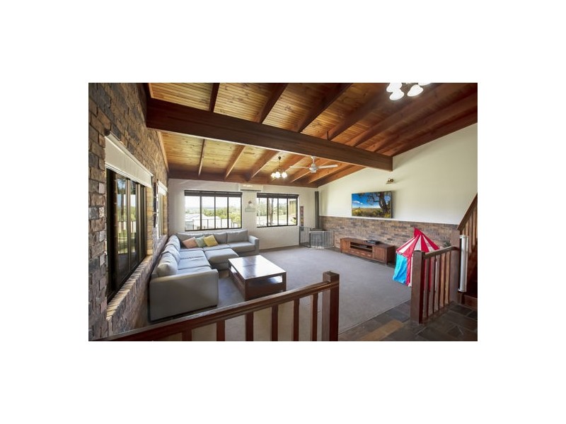 65 Thomson Valley Road, Valdora QLD 4561