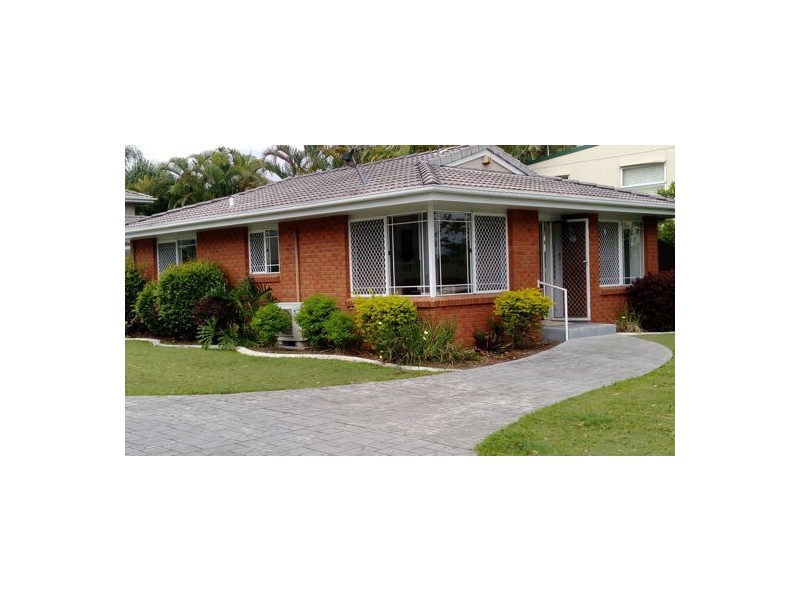 1/13 Bradman Avenue, Maroochydore QLD 4558