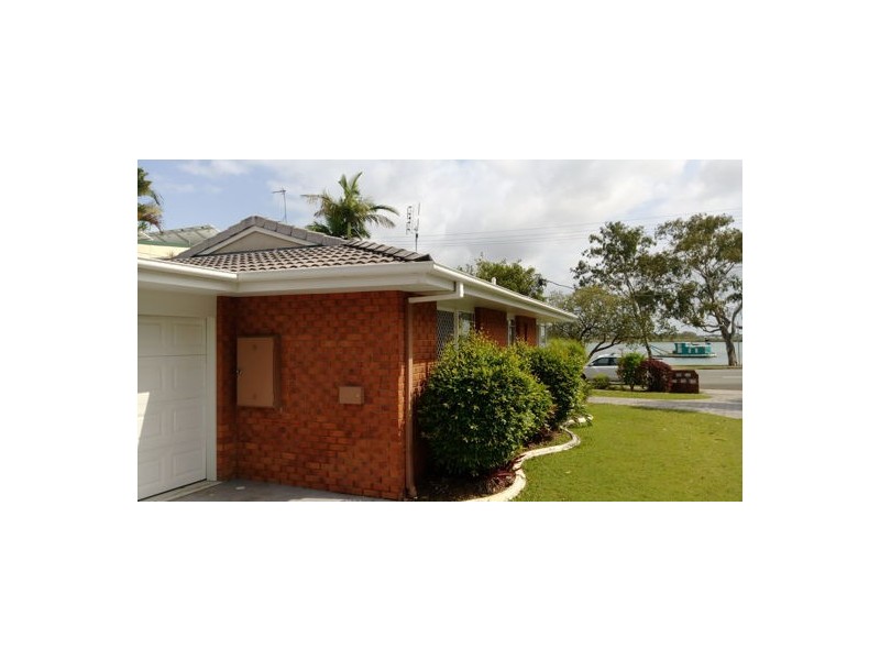 1/13 Bradman Avenue, Maroochydore QLD 4558