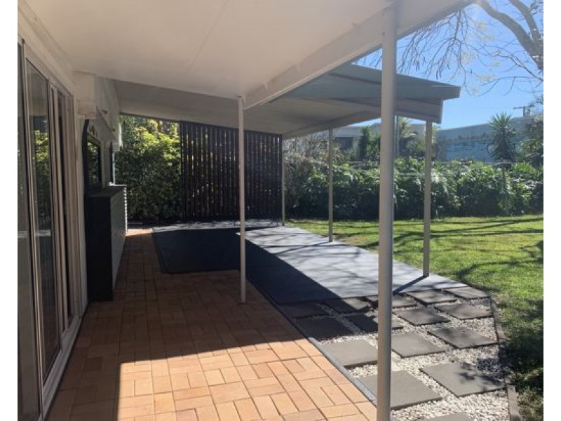 20 Broadsea Avenue, Maroochydore QLD 4558