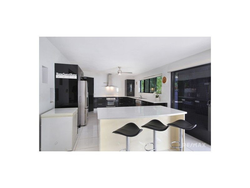 74 Countryview Street, Woombye QLD 4559