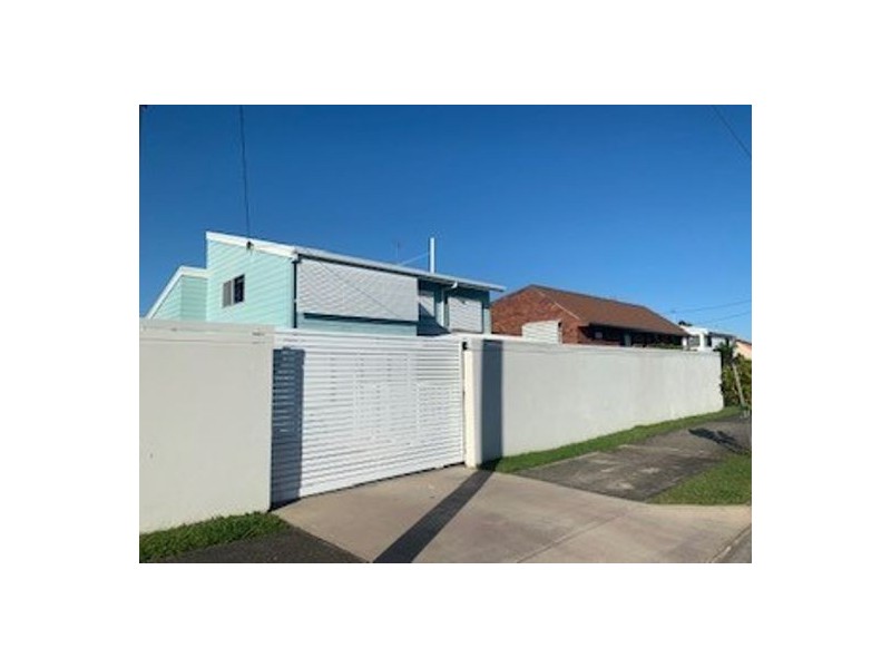 791 Nicklin Way – Downstairs only, Battery Hill QLD 4551