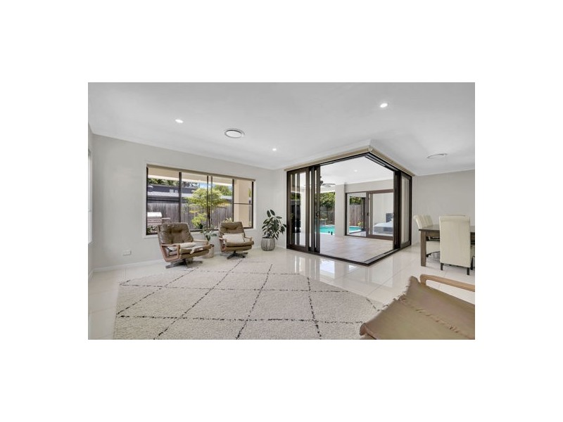 7 Retreat Crescent, Yandina QLD 4561