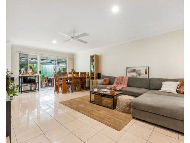 1/15 Ku-ring-gai Court, Kuluin QLD 4558