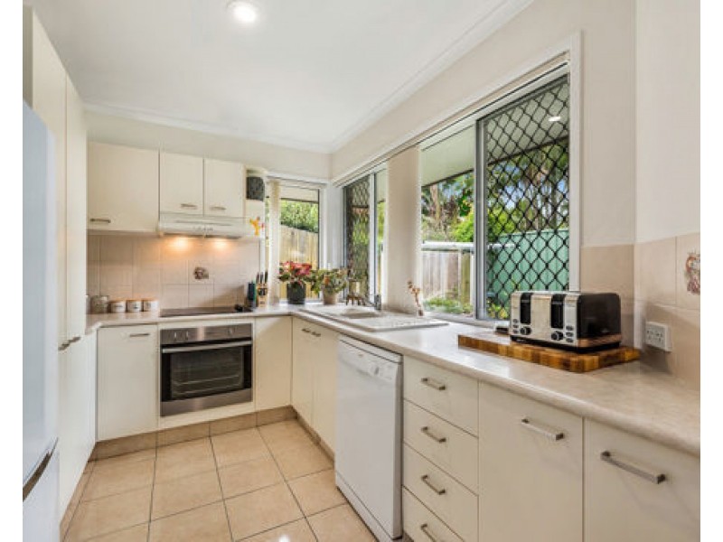 1/15 Ku-ring-gai Court, Kuluin QLD 4558