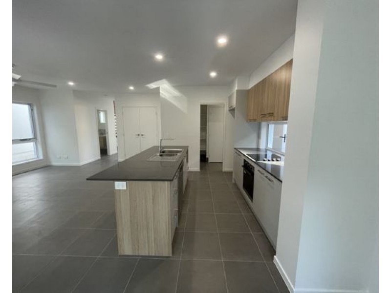 Forest Glen QLD 4556