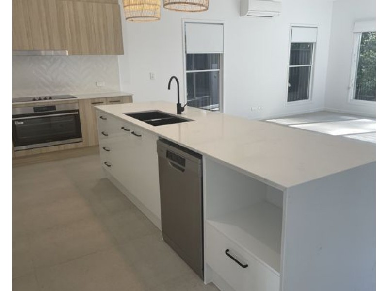 Forest Glen QLD 4556