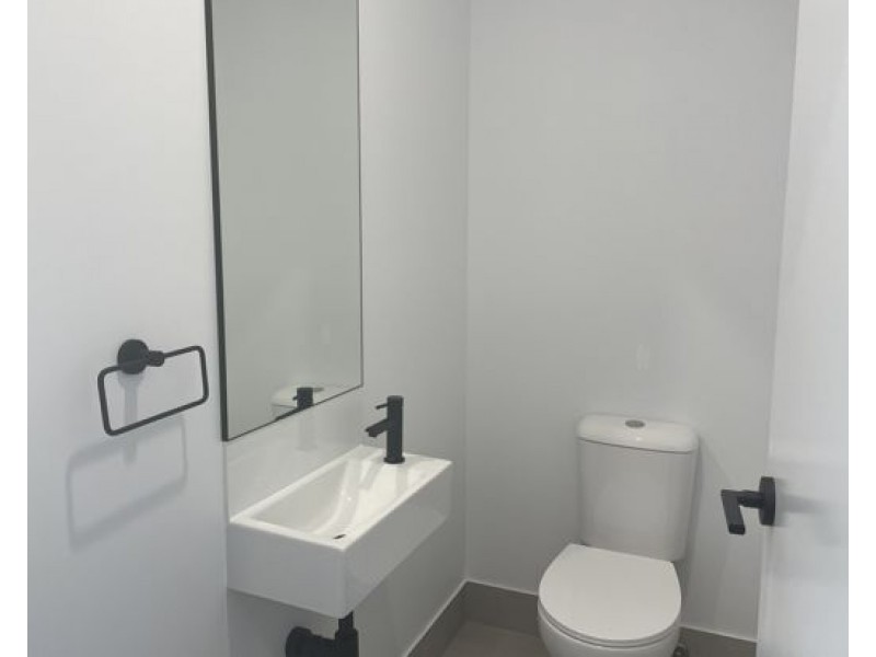 Forest Glen QLD 4556