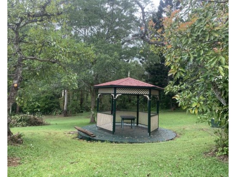 Mapleton QLD 4560