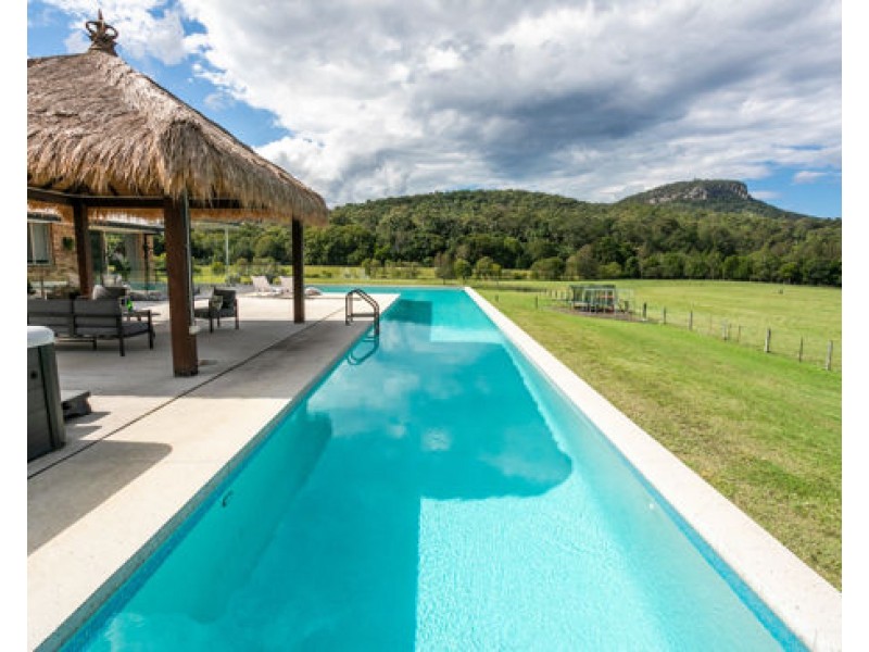 186 Collins Rd, Ninderry QLD 4561