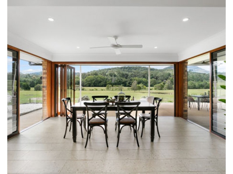 186 Collins Rd, Ninderry QLD 4561