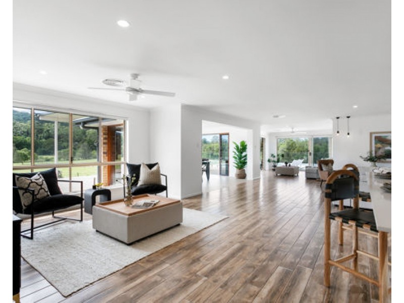 186 Collins Rd, Ninderry QLD 4561