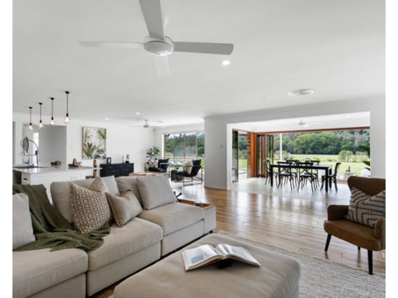 186 Collins Rd, Ninderry QLD 4561