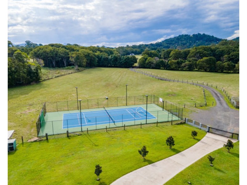 186 Collins Rd, Ninderry QLD 4561