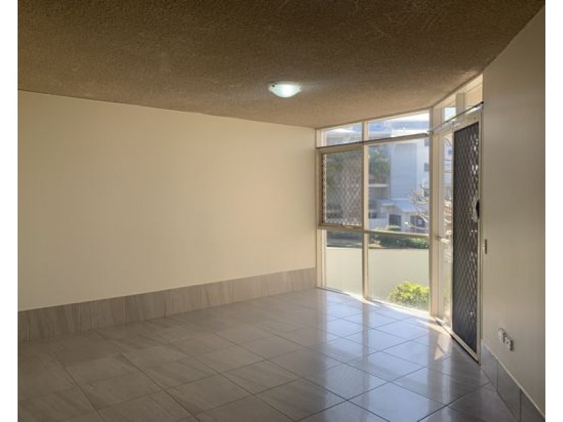 Alexandra Headland QLD 4572