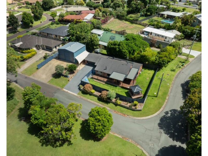 12 Kirsten Dve, Glass House Mountains QLD 4518