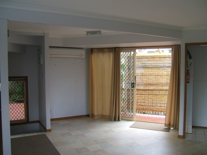 1/57 Netherton Street, Nambour QLD 4560
