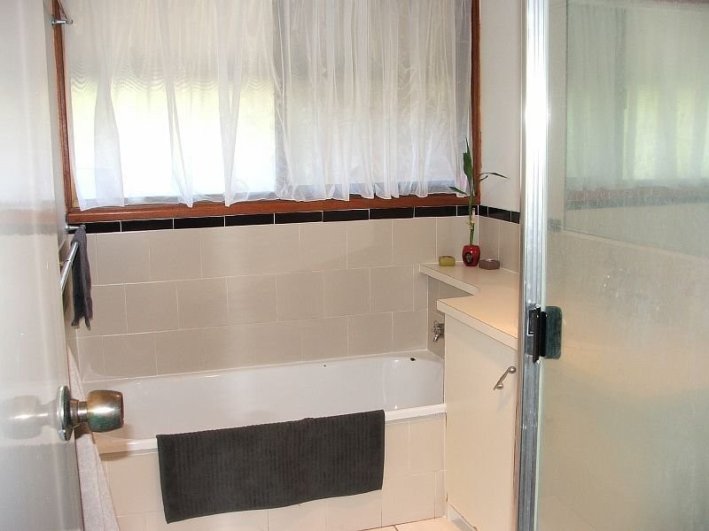 5 Bluegum Court, Little Mountain QLD 4551
