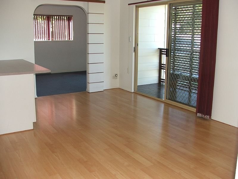 6 Bluegum Court, Little Mountain QLD 4551