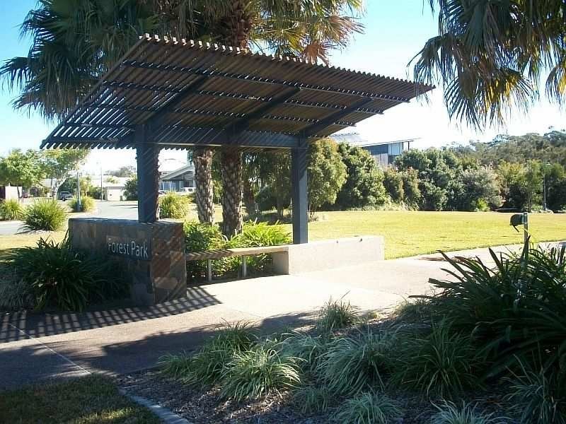 5 Brushbox Place, Meridan Plains QLD 4551