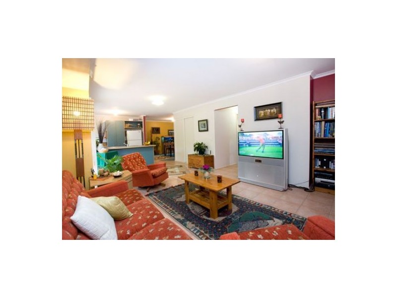 4 Beaverbrook Circuit, Sippy Downs QLD 4556