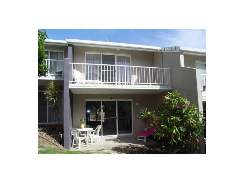 4 / 23 Margit Crescent, Sunrise Beach QLD 4567