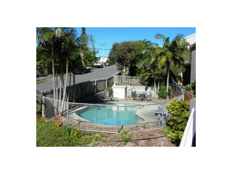 4 / 23 Margit Crescent, Sunrise Beach QLD 4567