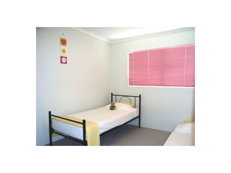4 / 23 Margit Crescent, Sunrise Beach QLD 4567