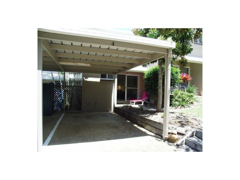 4 / 23 Margit Crescent, Sunrise Beach QLD 4567