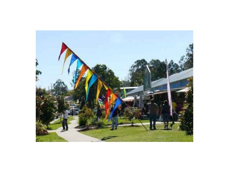 8 William Road, Eumundi QLD 4562