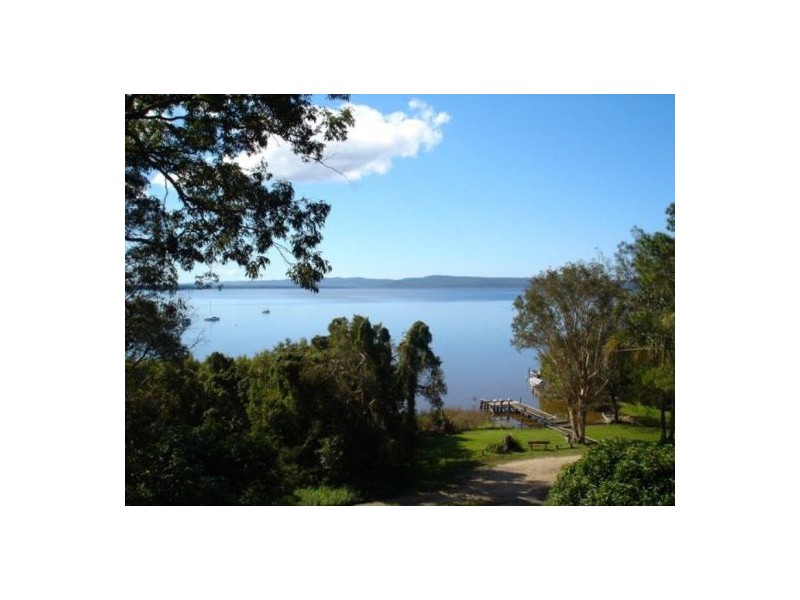 18 Lake Flat Road, Boreen Point QLD 4565