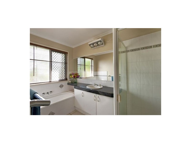 21 Bluebush Ave, Buderim QLD 4556