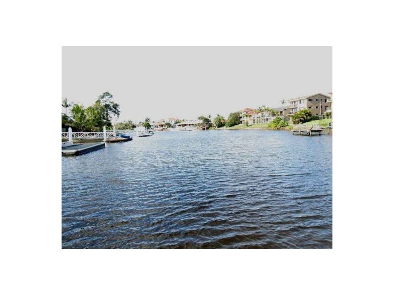 4/81 Goonawarra Drive, Mooloolaba QLD 4557