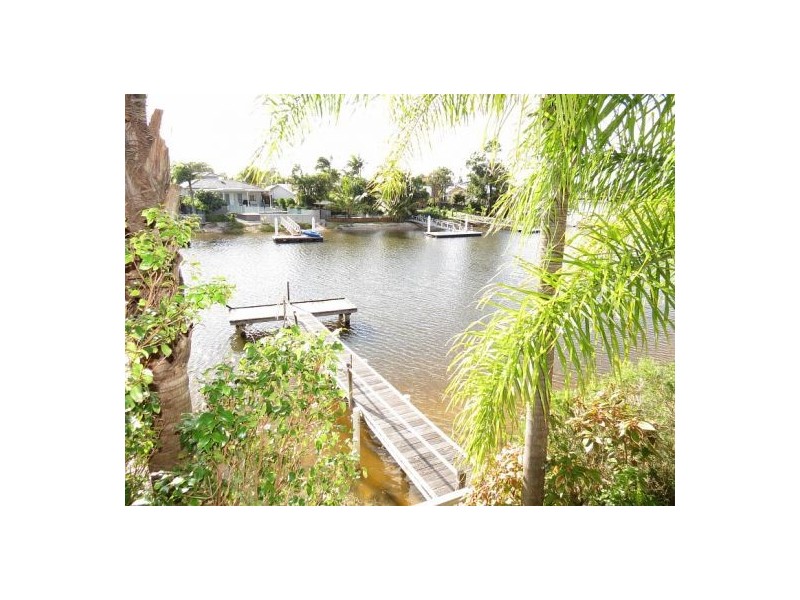 4/81 Goonawarra Drive, Mooloolaba QLD 4557