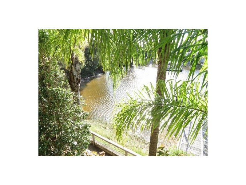 4/81 Goonawarra Drive, Mooloolaba QLD 4557