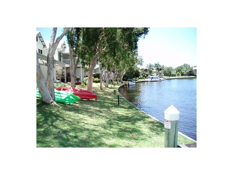 49/67 Gibson Rd, Noosaville QLD 4566