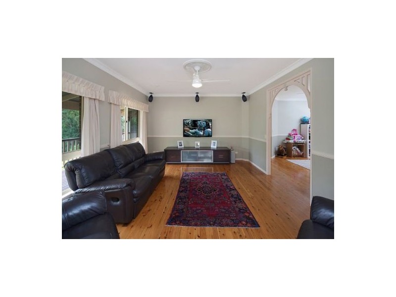 9 Sanctuary Drive, Forest Glen QLD 4556