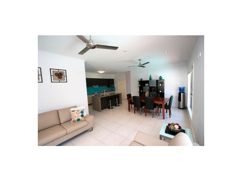 11 Jacksonia Street, Noosaville QLD 4566