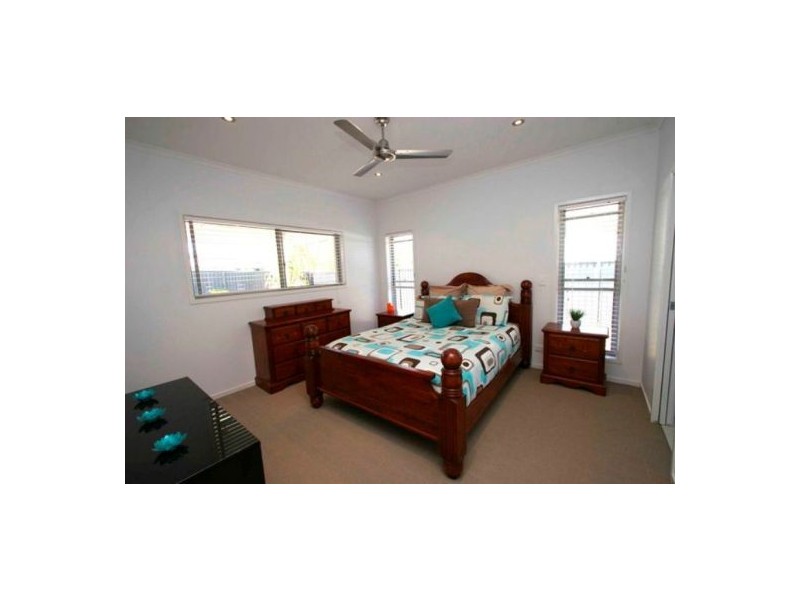 11 Jacksonia Street, Noosaville QLD 4566