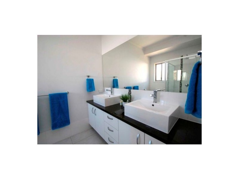 11 Jacksonia Street, Noosaville QLD 4566