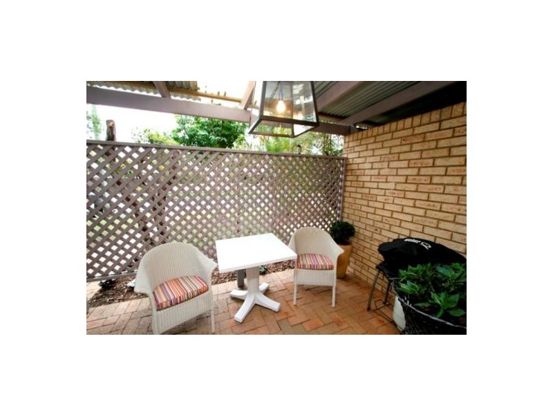 1/3 Sylvia Street, Noosaville QLD 4566