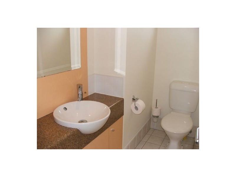 11/2 Lakehead, Sippy Downs QLD 4556