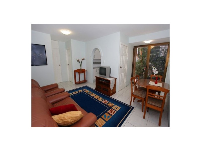 4/278 Alexandra Pde, Alexandra Headland QLD 4572