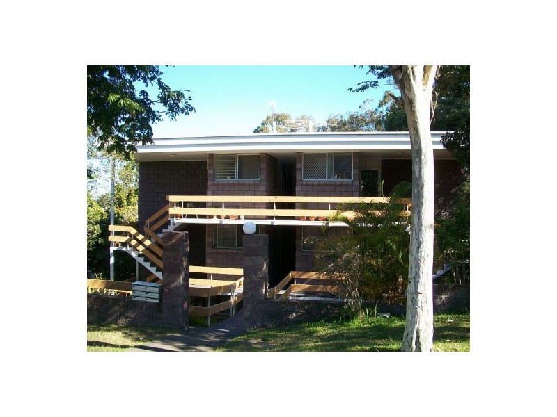 2/2 Sapphire Drive, Nambour QLD 4560